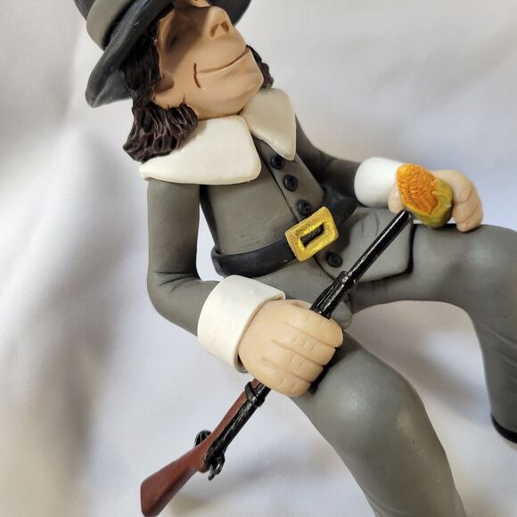 Set 2 D Manning Thanksgiving Shelf Sitter Pilgrims Man Woman Rifle Clay Figures - Picture 4 of 14